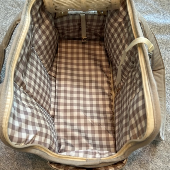 EUC Puppy Carrier - Picture 9 of 12